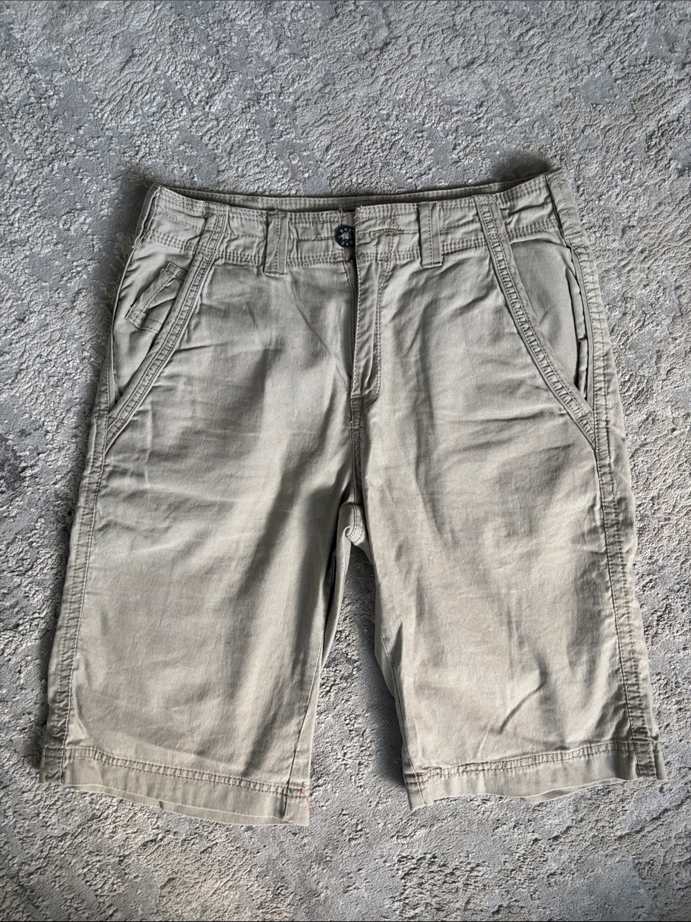 BKE Men's Flat Front Shorts in Light Khaki